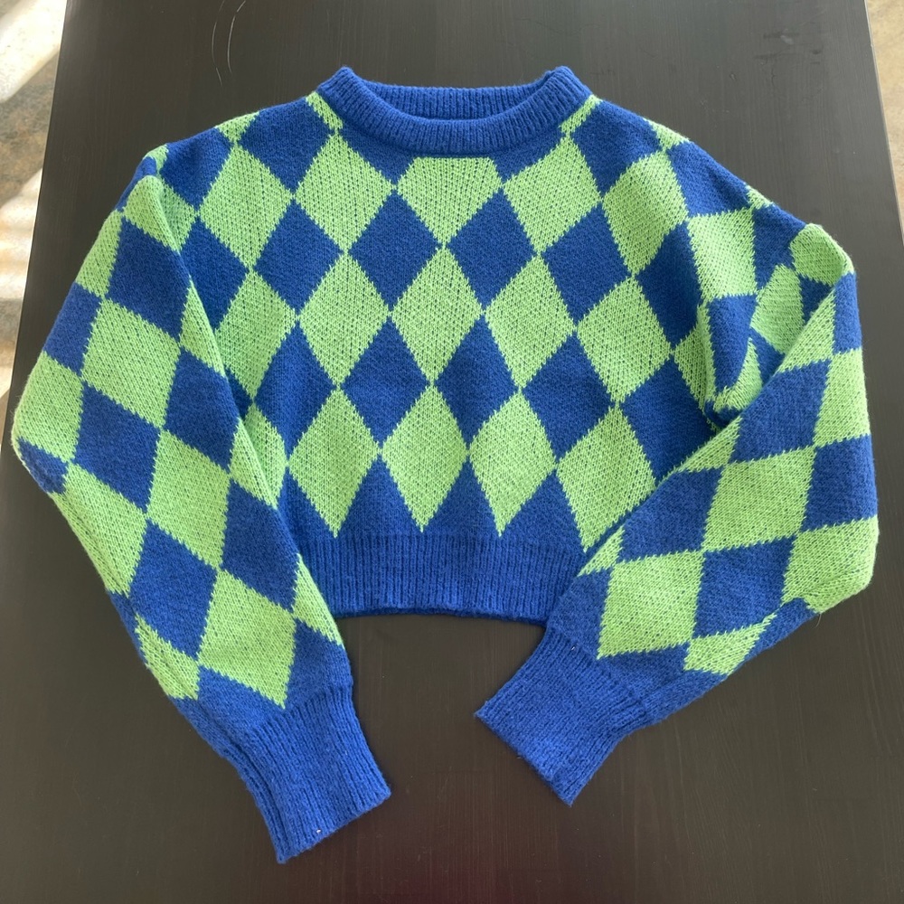 NWT cropped sweater